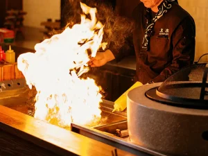 What Makes Teppanyaki Cooking Techniques Ubud So Captivating?