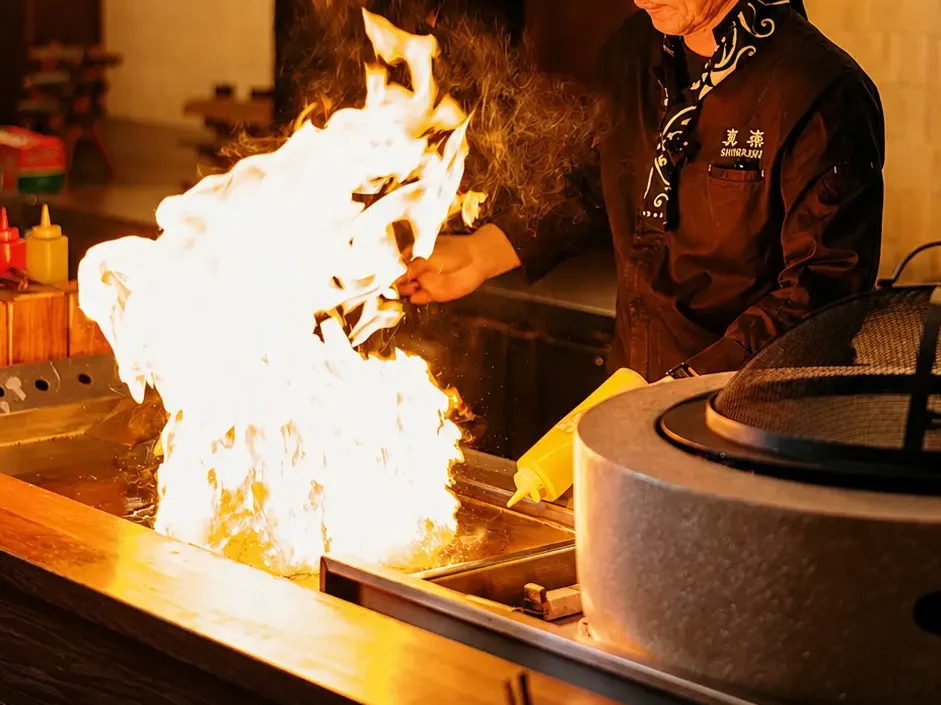 What Makes Teppanyaki Cooking Techniques Ubud So Captivating?