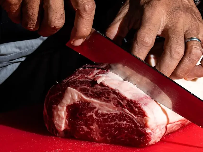 Australian Wagyu MB9 premium beef cut with rich marbling for Japanese teppanyaki at Shinraku Ubud